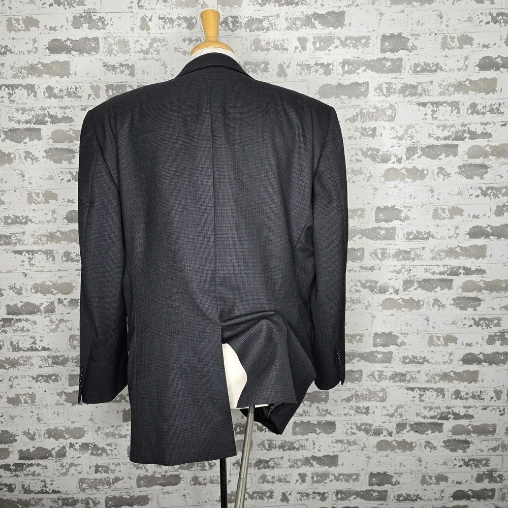 Jos A Bank 2 Piece Suit Gray‎ Wool 2 Button Center Vent 46R Slim Fit Pants 38x28